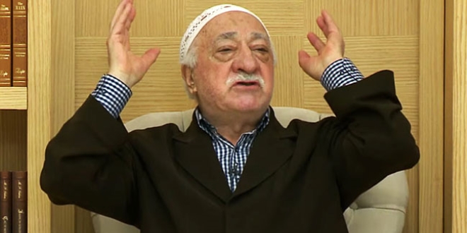 İşte FETÖ elebaşı Gülen'in fişleme ajandası
