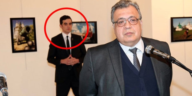 Karlov suikastçısını, FETÖ elebaşı tanıyormuş