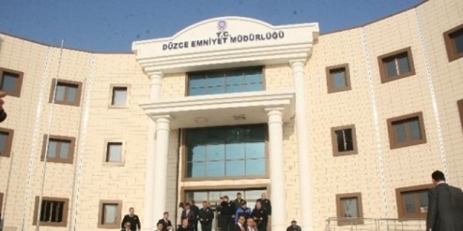 'Çocuklarımızı zehirleyenlerin dağdaki teröristten farkı yok'