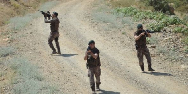 Sözde sorumlularını sahaya süren PKK'ya ağır darbe