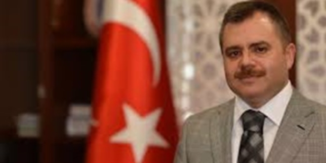 Turgut Özal Üniversitesi eski rektörüne örgüt üyeliğinden hapis