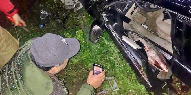 Balıkesir'de trafik kazası: 1 ölü, 2 yaralı