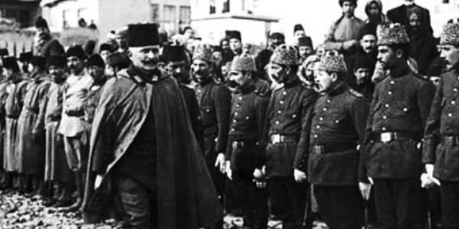 'Fahrettin Pa�a savunurken, dedeleri ajanl�k yap�yordu'