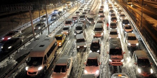 �anakkale'de kar ya���� hayat� olumsuz etkiledi