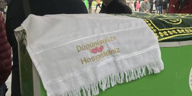 Adil Öksüz'ün arkadaşının tabutunda ilginç detay