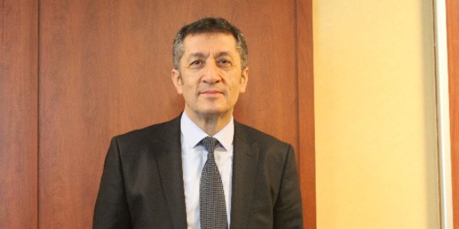 'Eğitim insandan beslenen bir kurum olmaktan çıktı'
