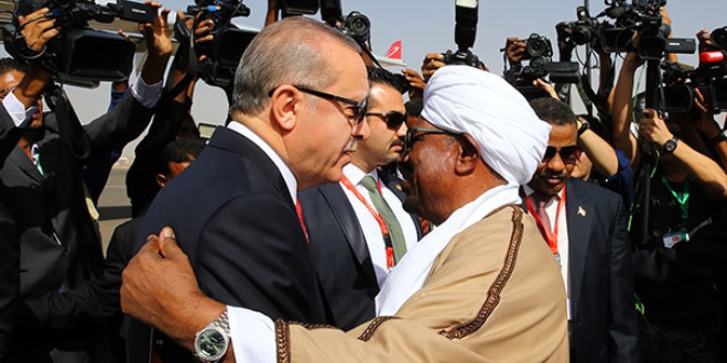 Erdoğan, Sudan da böyle karşılandı