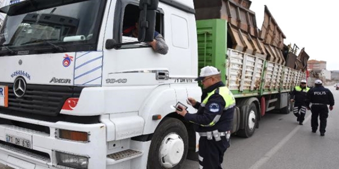 �stanbul'da denetimlerde 45 bin 430 ki�iye ceza kesildi