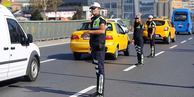 İstanbul'da bazı yollar trafiğe kapatılacak