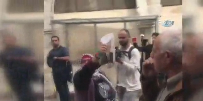Erdoğan'ın fotoğrafına İsrail polisi tahammül edemedi