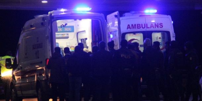 Bing�l'de �at��ma: 1 ter�rist �ld�r�ld�, 2 korucu yaraland�