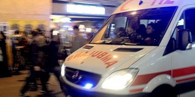 �anl�urfa'da otob�s ile ambulans �arp��t�: 6 yaral�