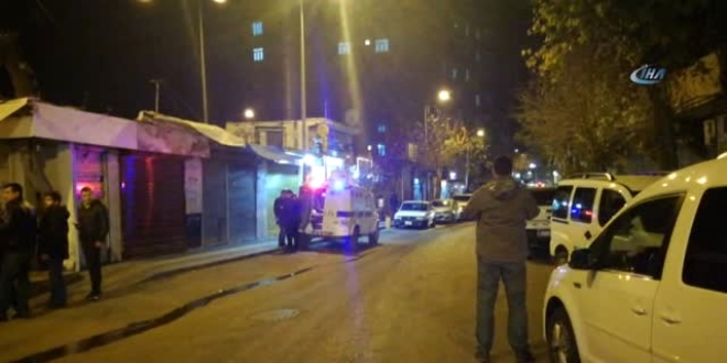 DEDAŞ şubesine el yapımı patlayıcı atıldı