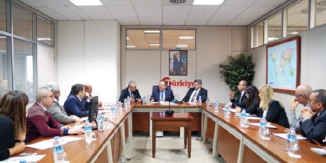 Bakan Özhaseki: Mecburuz, kentsel dönüşüm hızlanacak