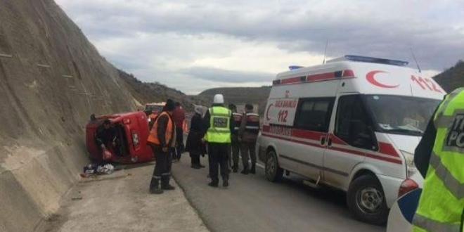Bilecik'te zincirleme trafik kazası: 8 yaralı