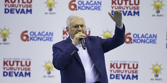 Başbakan'dan KHK eleştirilerine yanıt: Ağzı olan konuşuyor
