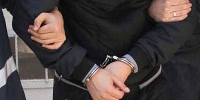 Kadınlara şantaj yapan sahte polis yakalandı