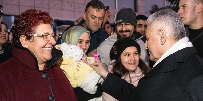 Başbakan Yıldırım Isparta Valiliği'ni ziyaret etti