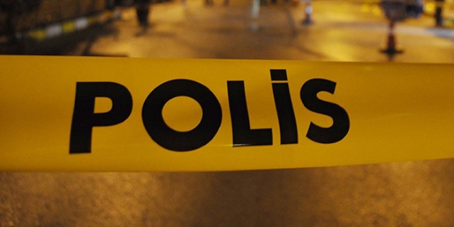 Aksaray'da otomobile silahl� sald�r�: 2 �l�