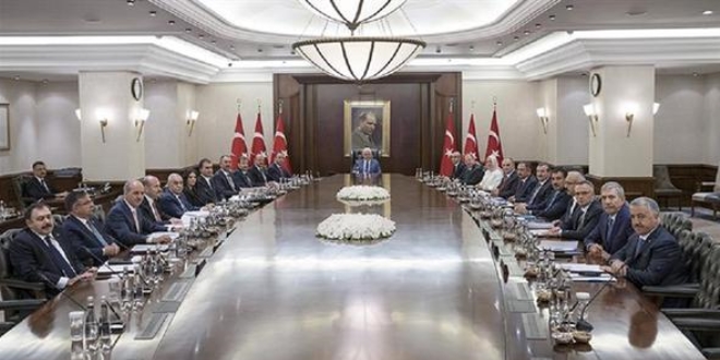 Sözcü Kalın: Kabine değişikliği gündemde yok