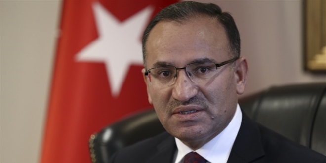 Bozdağ: Hakim FETÖ'cülerin ağırladığı biri