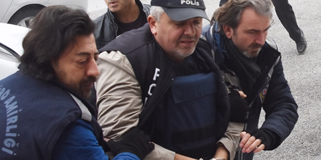 Cem Küçüktürk, Kalaşnikof ile katliam yapacakmış