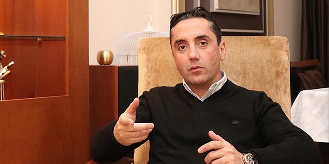 Mucize eseri kurtulduğu uçak kazasını unutamıyor