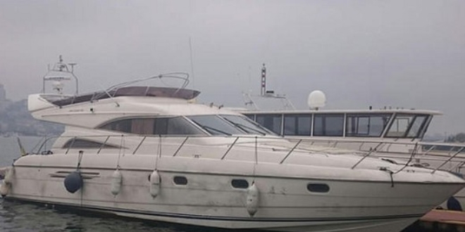 Marinalardaki yat ve tekneleri �alm��lar