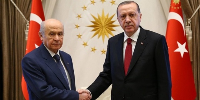 Erdoğan ile Bahçeli'nin görüşmesi sona erdi
