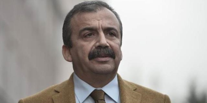 Sırrı Süreyya Önder'den Hasip Kaplan'a sert yanıt