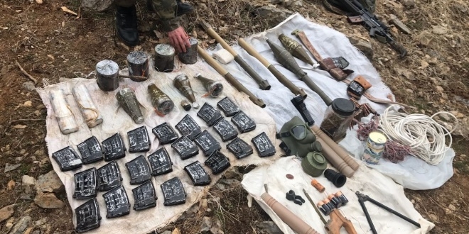 Tunceli'de terör örgütüne ait mühimmat ele geçirildi