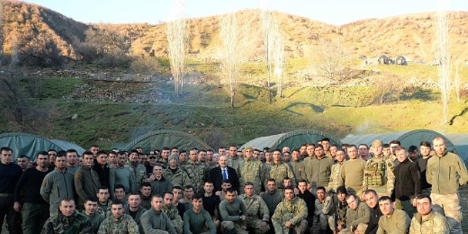 'Teröristlere her yeri dar ettik'