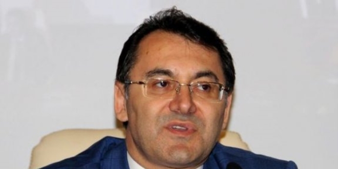 AYM, eski üyesinin başvurusunu 'kabul edilemez' buldu