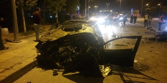 Başkentte zincirleme trafik kazası: 2 ölü, 2 yaralı