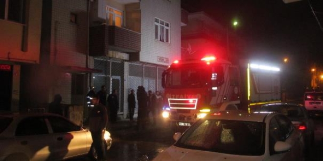 Kocaeli'de ayn sokakta kan 4 farkl yangn itfaiye ve polisi alarma geirdi