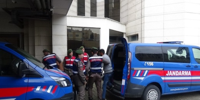PKK operasyonunda gözaltına alınan 7 kişi adliyeye sevk edildi