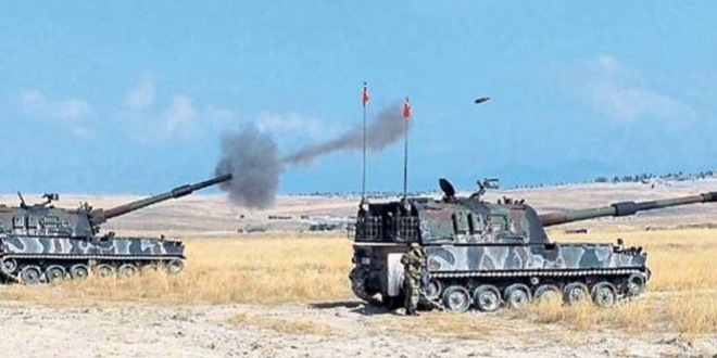 TSK'dan Afrin'e yoğun topçu atışı