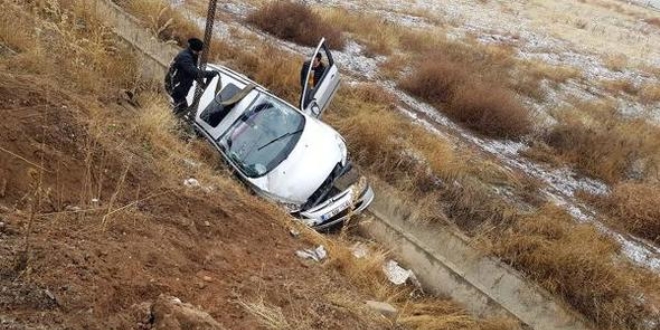 Nöbete giden sağlık çalışanları kaza yaptı: 2 yaralı