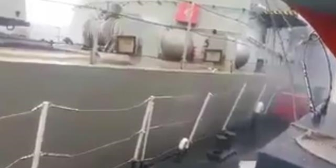 Yunan h�cum botu T�rk sahil g�venlik botuna �arpt�