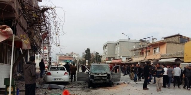 Reyhanlı'ya roketli saldırı: 1 ölü, 30 yaralı