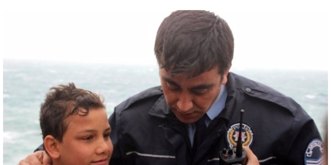 Polisten engelli s���nmac�ya destek