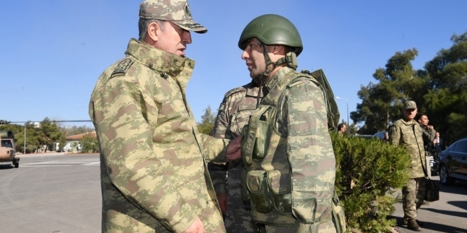 Org. Akar, Hatay b�lgesinde denetlemelerde bulundu