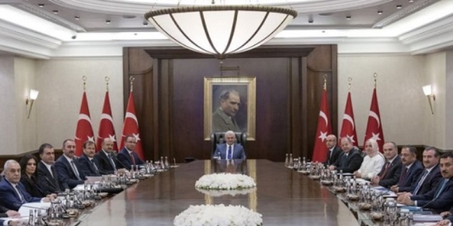 Bakanlar Kurulu topland�