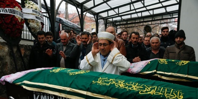 'Aynı gün geldikleri dünyadan aynı gün göçtüler'