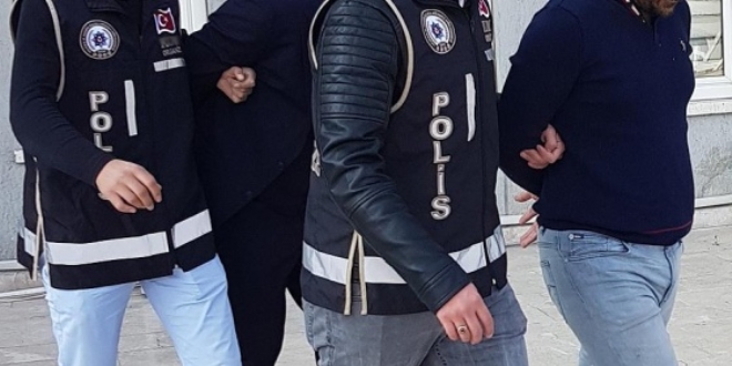 Terör propagandası yapan 9 kişi gözaltına alındı