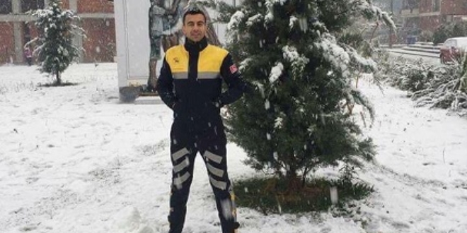 İzmir'de posta dağıtıcısına döner bıçaklı saldırı