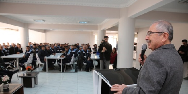 'Belediyenin 650 milyon lira borcu vardı'