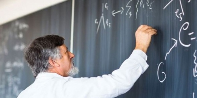 Akademisyenlere mecburi hizmet
