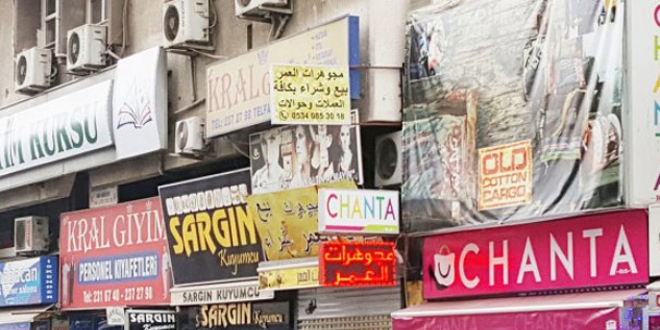 Şanlıurfa'da Arapça tabelalara standart