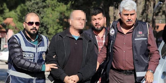 Yakalanan FETÖ üyesinin üzerinden bakın ne çıktı?